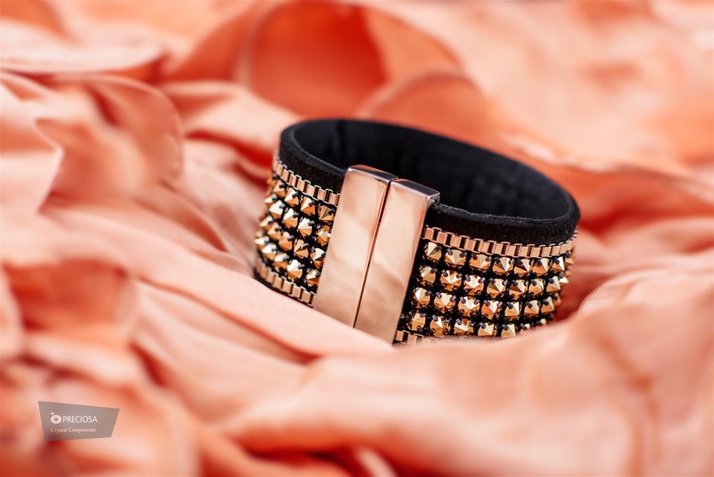 leather_bracelet_PRECIOSA_spike_bandings3